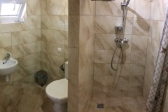 Noclegi-Brzeziny-Greys-Pokoj-A4-3