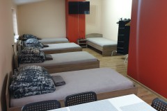 Noclegi-Brzeziny-Greys-Pokoj-A5-2