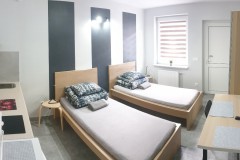 Noclegi-Brzeziny-Greys-Pokoj-parter-5-1