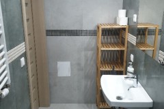 Noclegi-Brzeziny-Greys-Pokoj-parter-5-6