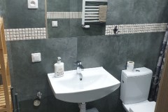 Noclegi-Brzeziny-Greys-Pokoj-parter-5-7